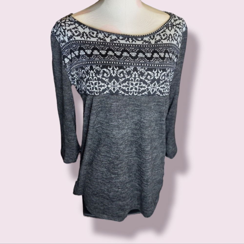 Dolce Bianca • Grey Gray Sweater Dress Style Tunic Top 3/4 Sleeve Funky Medium